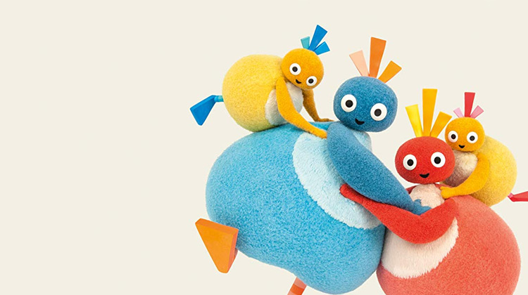 趣趣知知鸟2:躲躲猫真是个小洁癖狂,不停在擦灰!